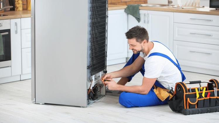 FIXITPROF: Fast & Reliable Refrigerator Repairs